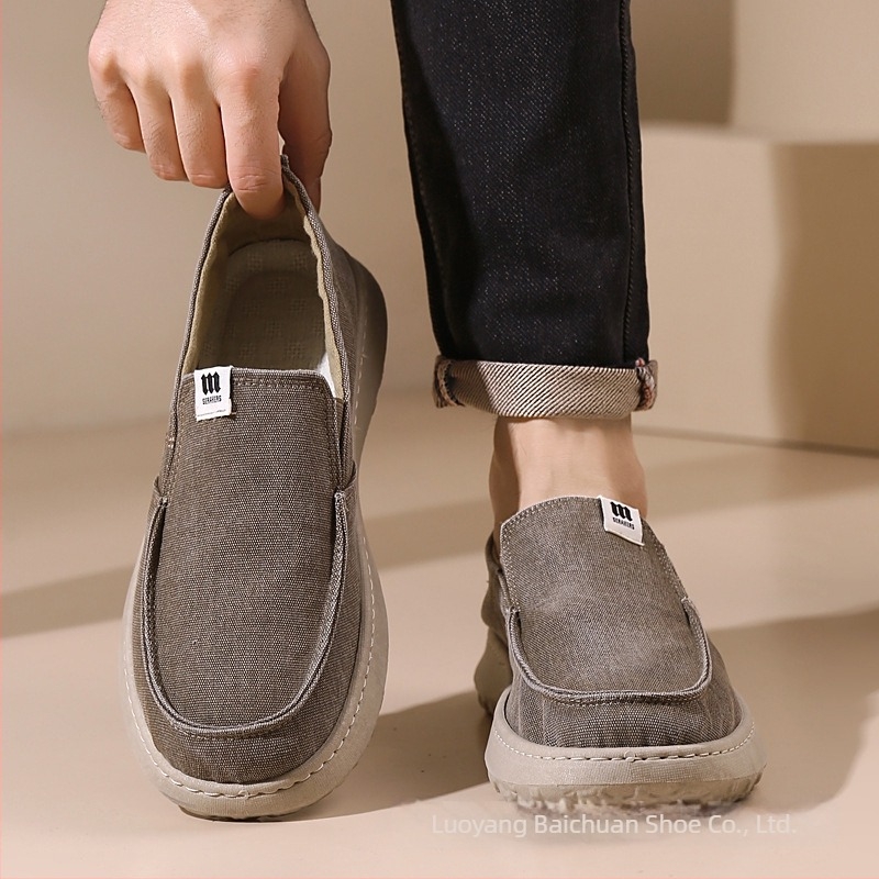 Férfi vászoncipő varrással, slip-on, lélegző, mosható puha talppal, csúszásmentes, kényelmes dad shoes stílusban