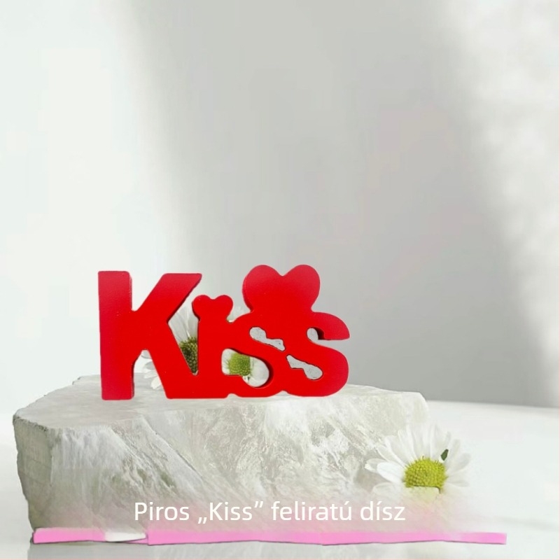 LOVE betűkből készült fa dísz Valentin-napra és esküvőre – szerelem dekoráció, DIY kreatív