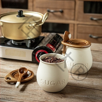 Retro kerámia fűszertartó készlet fedőkkel és kanalakkal – só- és fűszertartók a konyhába