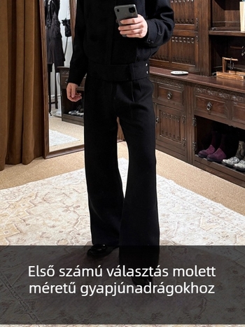 Őszi–téli minimalist fekete nadrág férfiaknak, dupla plisével, széles szárú, egyenes szabású, mindennapi viselet.