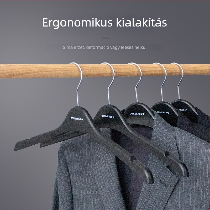 Keskeny vállú öltönyfogas, matt fekete, csúszásmentes, varrat nélküli, műanyag ruhafogas