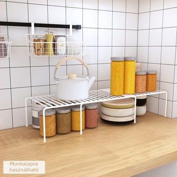 Teleszkópos konyhai tárolóállvány a pulton és a szekrényben – többszintű asztali tároló