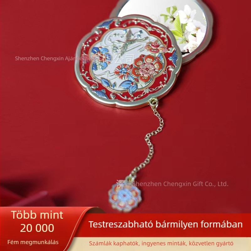 Kézben tartható sminktükör egyedi kialakítással, antik stílus, markolaton háromdimenziós relief, ideális ajándék