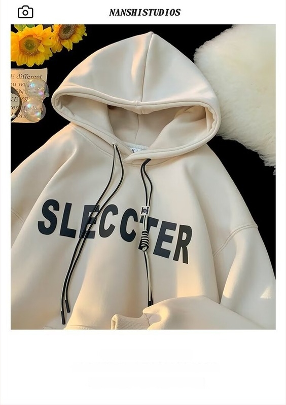 Férfi kapucnis pulóver tavasz-ősz, laza szabású streetwear-stílusú, betűs mintázat, hongkong-i ihletésű
