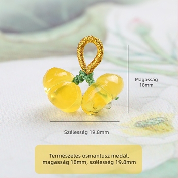 Természetes borostyán, mézes sárga és arany árnyalatokkal, osmanthus hangsúly, kis csepp alakú lógó, Nan Hong déli piros gyöngyök, Laoshan sandalfa, nyaklánc kiegészítő
