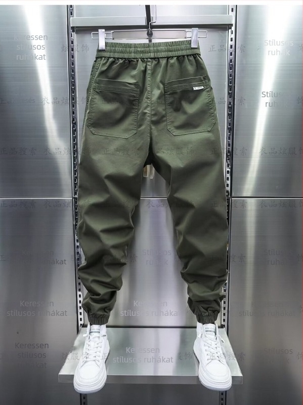 Férfiak számára készült trendi mindennapi cargo nadrág hímzéssel, slim-fit jogger-haram szabás, őszi-téli új modell