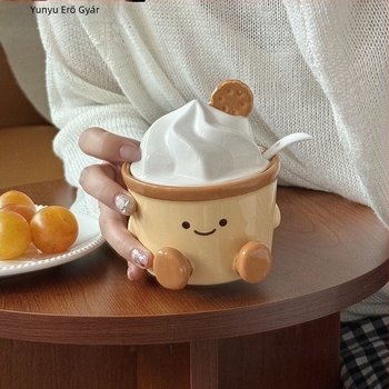 Porcelán fűszertartó készlet sóval, MSG-vel, cukorral és chili ízesítővel, tároló dobozban — aranyos rajzfilms-stílusú konyhai dekoráció