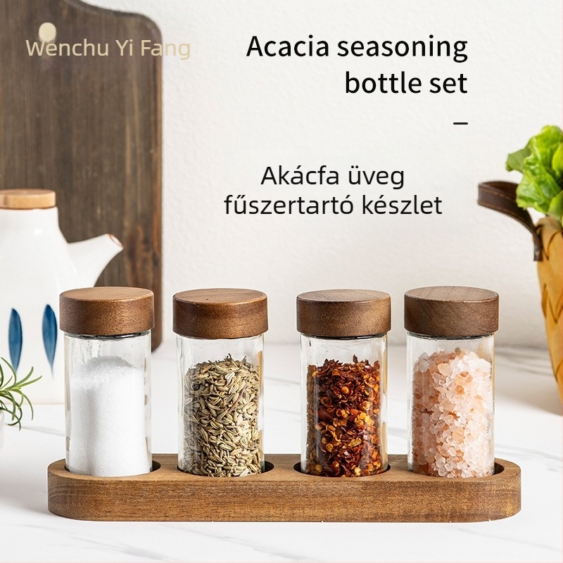 Üveges fűszertartó készlet akácfa fedéllel és alappal — négy darabos konyhai fűszeres üveg, kömény grillhez