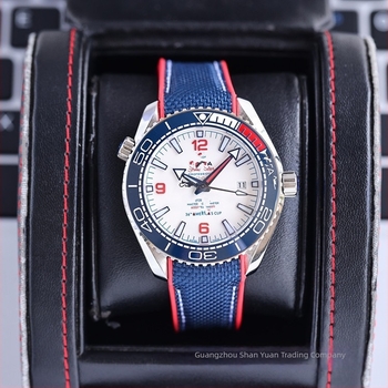 Férfi automata mechanikus karóra, rozsdamentes acél tokozású tok és csuklópánt, 41 mm tárcsa, narancs kiemelés, európai stílus