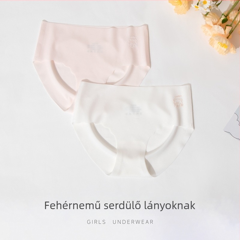 Lányoknak szánt lélegző, középmagas derekú bugyi, varrat nélküli kivitel, egy darabból készült