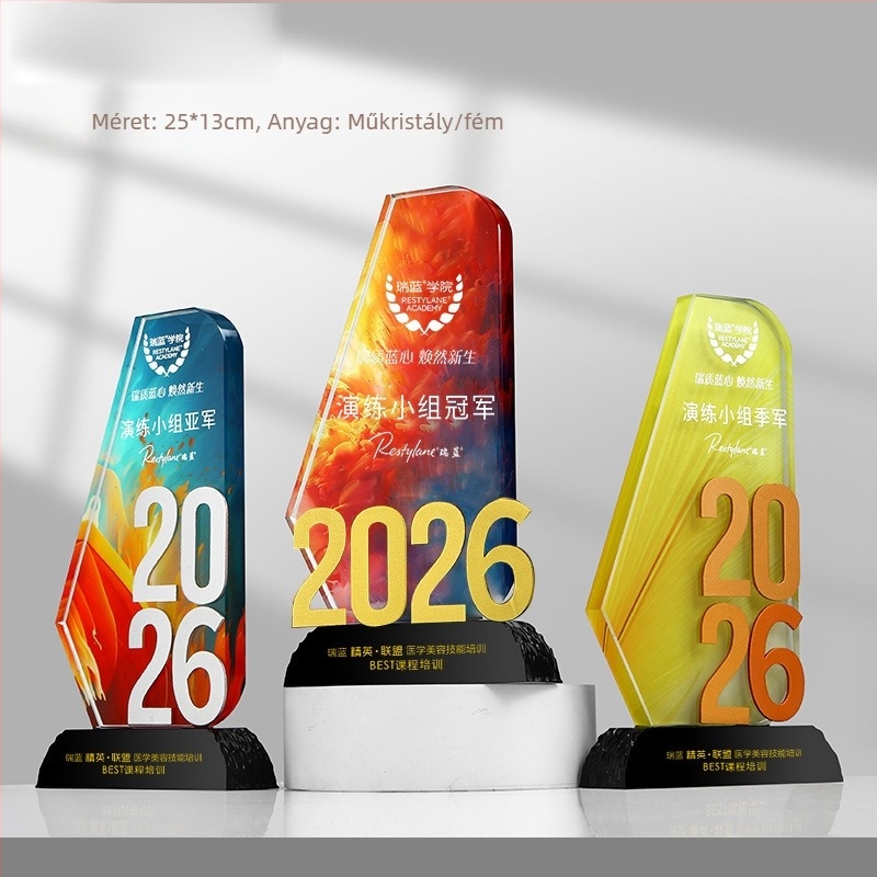 2026-os kristálytrophy innovatív kialakítással és színes részletekkel, évfordulós és éves találkozóhoz — kiemelkedő munkatárs díj gravírozott felirattal