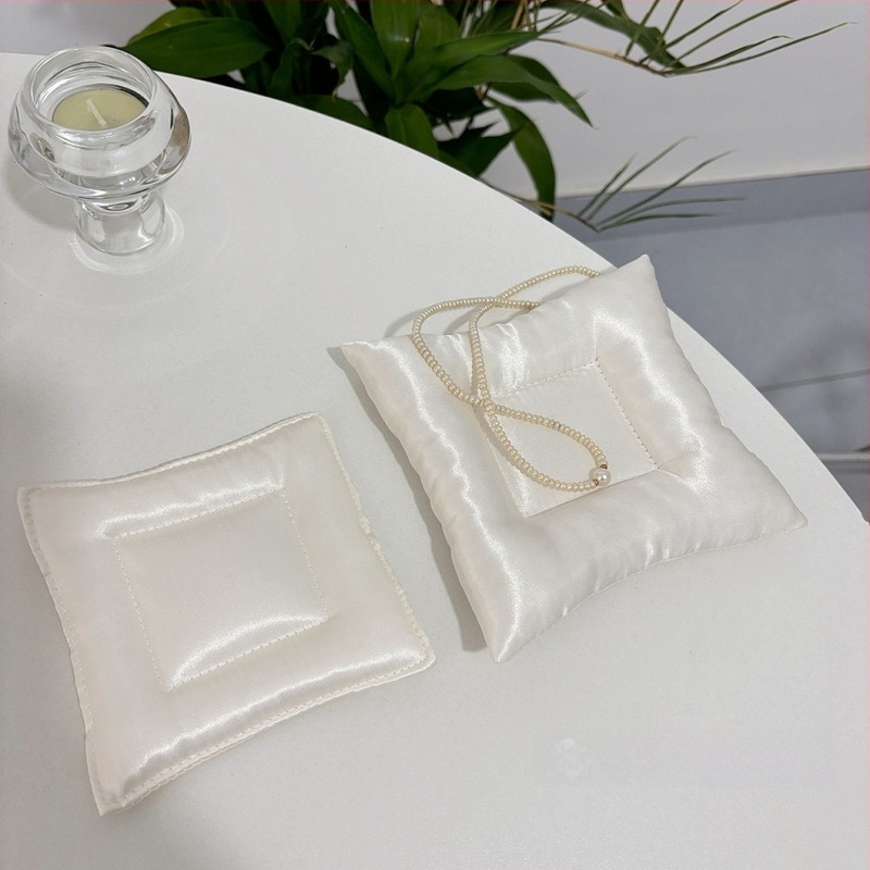 Egyszínű pamut- és lenanyagból készült ékszer tartó tál – minimalist kivitel, gyűrűk és nyakláncok számára, fotórekvizit