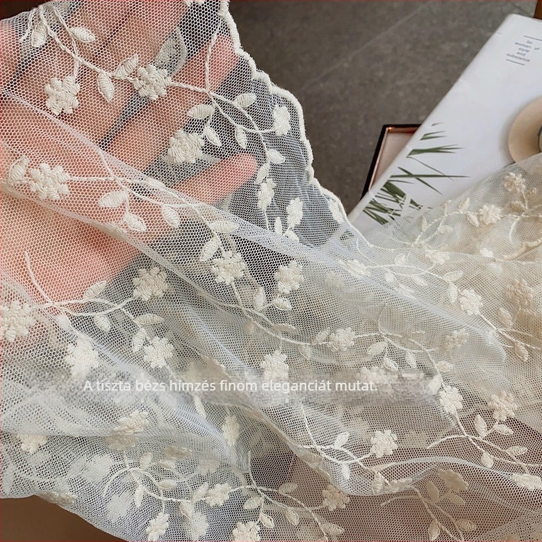 Hosszú nylon sál finom hímzéssel és csipével, könnyű női sál a tavasz–nyár időszakra, napvédelmi kendő