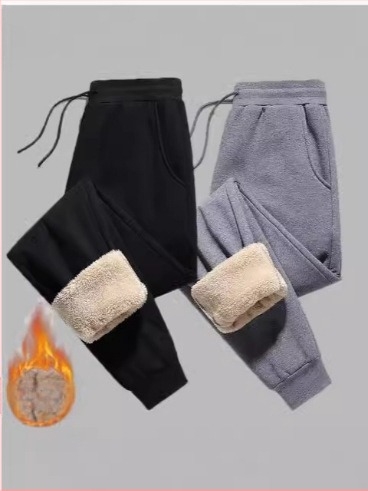 Férfiaknak készült fleece-bélelt, laza sportos nadrág téli viselet, egyenes szárú