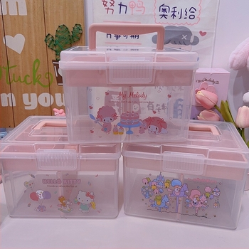 Áttetsző, hordozható kétszintes tároló doboz Cinnamoroll és My Melody mintával – aranyos gyógyszeres, jegyzet- és irodai papíráru tárolására.
