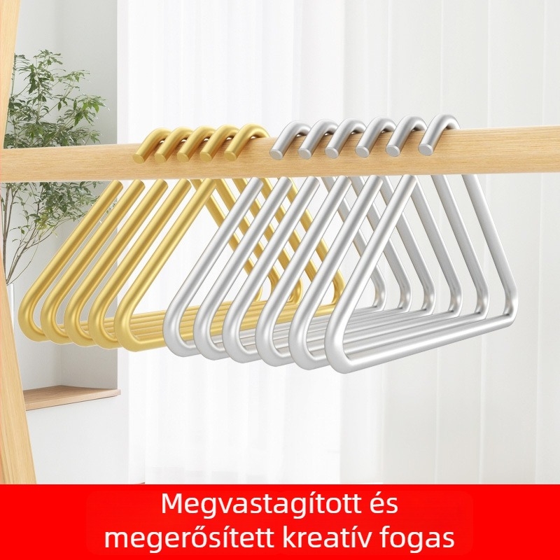 Ruhaakasztó alumíniumötvözetből kiállításra – gyűrődésmentes, megerősített, könnyed luxus stílus