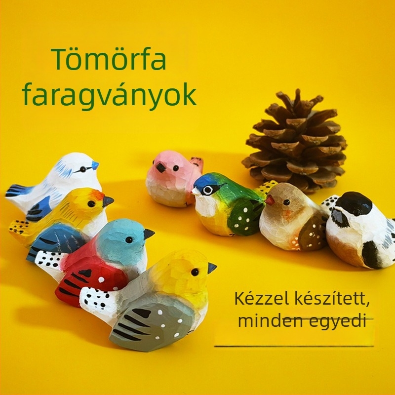 Kézzel faragott, festett fa madárfigura, dekoratív fa dekoráció