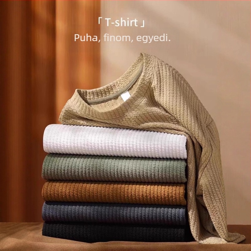 Férfi hosszú ujjú texturált anyagú T-shirt, könnyű őszi felső, finom luxus