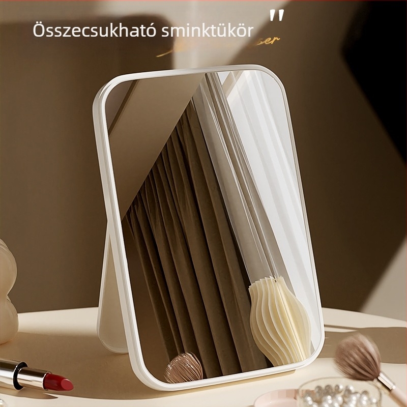 Asztali sminktükör felhalmozott négyzet alakú panelekkel