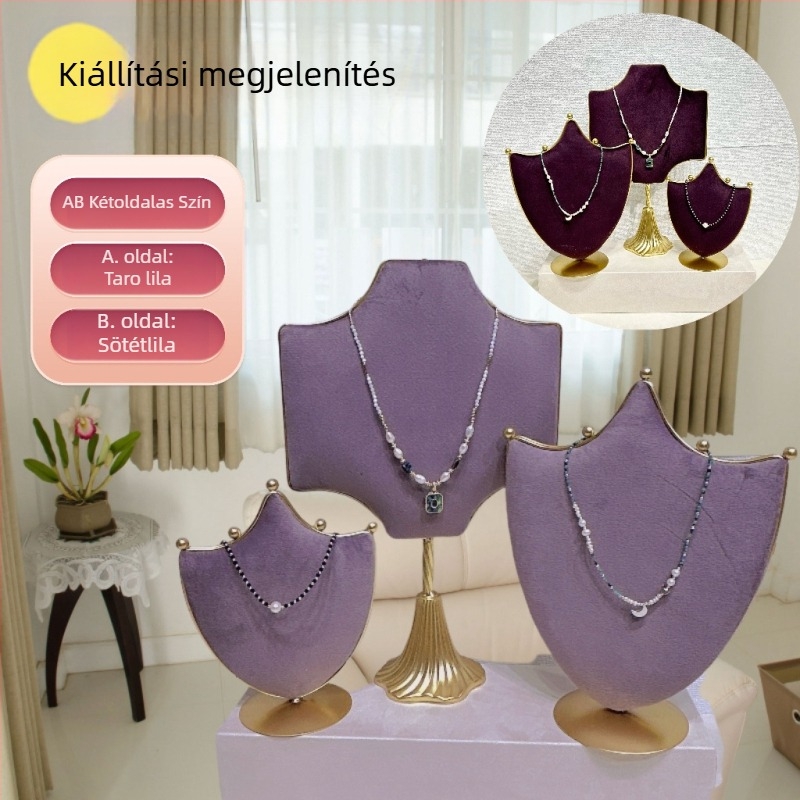 Színes ékszer kiállító állvány, kétoldalas, nyakláncokhoz, fülbevalókhoz és kitűzőkhöz.