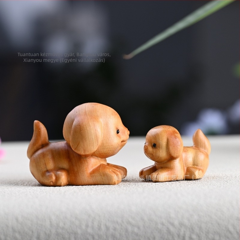 Ciprusfa faragott figurája: Zodiákus kutya, Golden Retriever, otthoni dekoráció