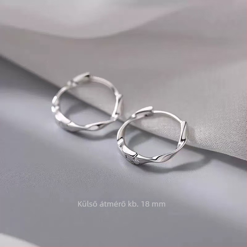 999 ezüst Mobius karika fülbevaló nőknek, minimalist dizájn