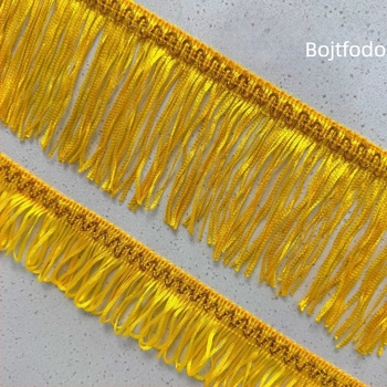 9 cm-es aranyszálas függönyfodor csipkés bojtokkal