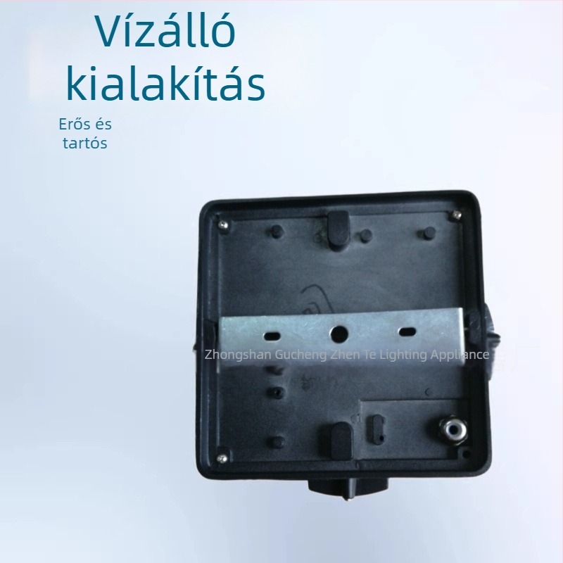 Kültéri négyzet alakú fali lámpa öntött alumínium házzal BD022, IP65, 24V, 4 LED, 170×170 mm