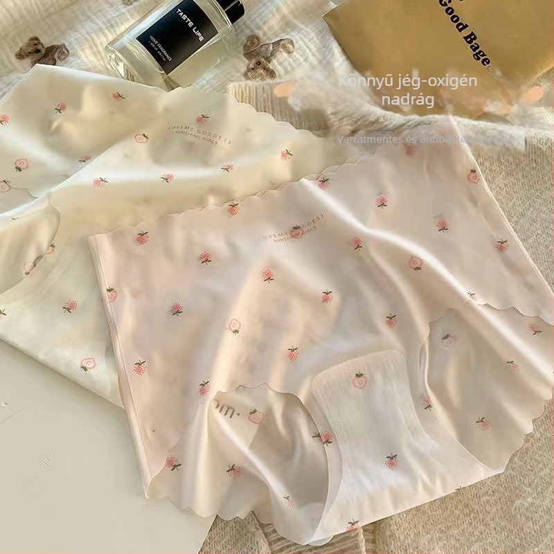 Vékony ice-silk női seamless alsónemű, középmagas derekú, eper mintával, 3D popsiformáz, nude érzetű