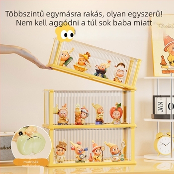 Átlátszó kiállítási doboz lehajtható fedéllel, porvédő és rekeszekkel figuráknak