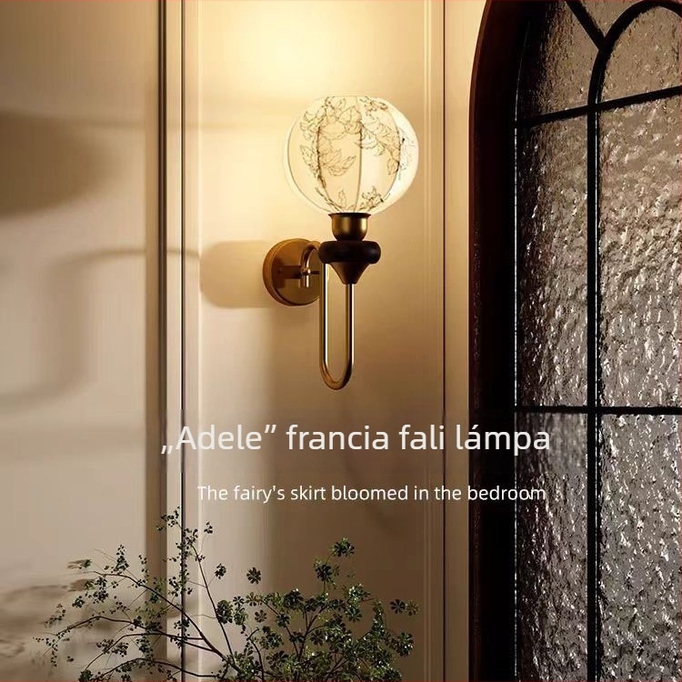 Adele francia stílusú falikar textil árnyékolóval, nappaliba és hálószobába, lépcsőházba, retro hangulat