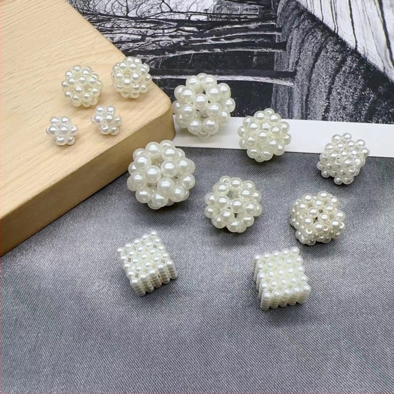 DIY gyöngyös gyöngyballok – függönymedál, fülbevaló, hajdísz