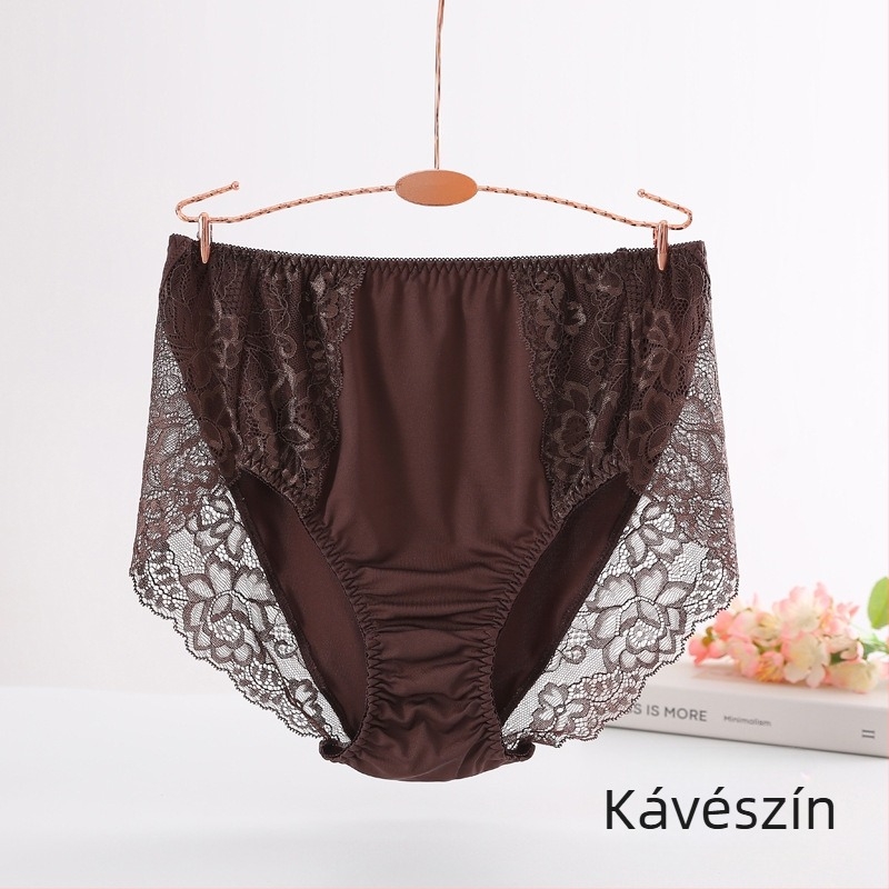 Nagy méretű női csipkés alsónemű, középmagas derekú fazon, hasformoló hatás, csípőre simuló
