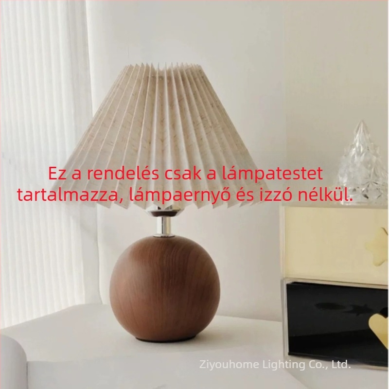 Skandináv stílusú asztali lámpa redőzött árnyékolóval, hálószobai éjjeli lámpa, dekoratív retro megjelenés