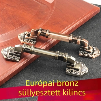 A cinkötvözetből készült felületi szerelésű ajtófogantyú, csúszó és kétszárnyú faajtókhoz; alkalmas bejárati, szekrény- és belső ajtókhoz.
