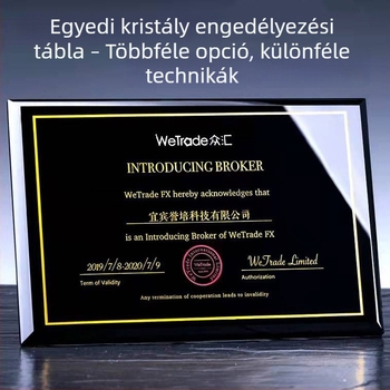 Gravírozott kristály trófea – fehér kristály díj, testreszabható ajándék