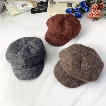 Csecsemő lány beret sapka, őszi-téli, kockás brit stílusú mintázat