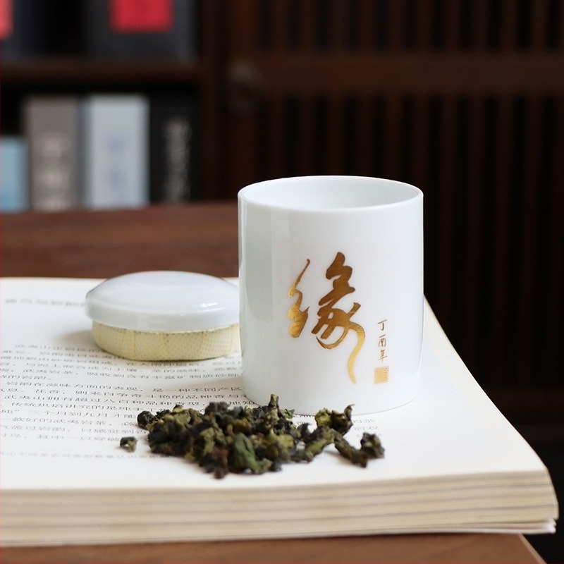 Dehua fehér porcelán zománcos lótusz mintás kerámia teás tárolóedény, zárható, kompakt mini méretű