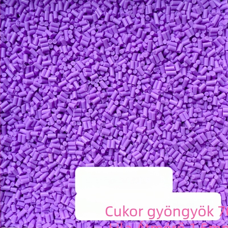 Puhatestű polimer gyurma cukorgolyókkal, színes tűkkel, krém ragasztó kiegészítőkkel és csokoládé-selyem dekorációkkal, 100 g