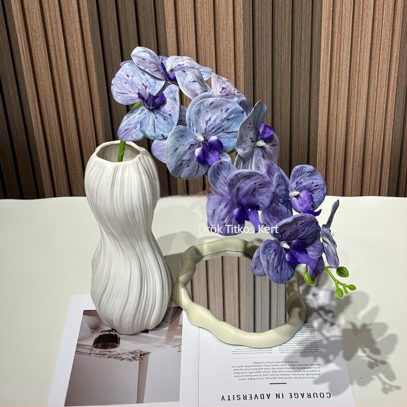 3D-nyomtatott Phalaenopsis orchidea fej, 9-fejű reliefes PVC virág esküvői dekorációhoz