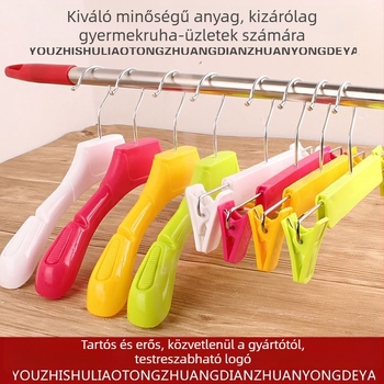 Műanyag ruhavállfák gyerekek ruháit árusító boltok számára; babáknak, kisgyerekeknek és nagyobb gyerekeknek.