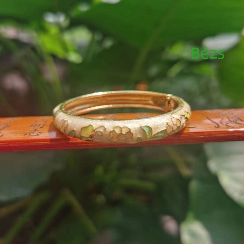 Gyermekeknek szóló cloisonné karkötő virágos áttört mintával, etnikus stílusú ékszer lányoknak