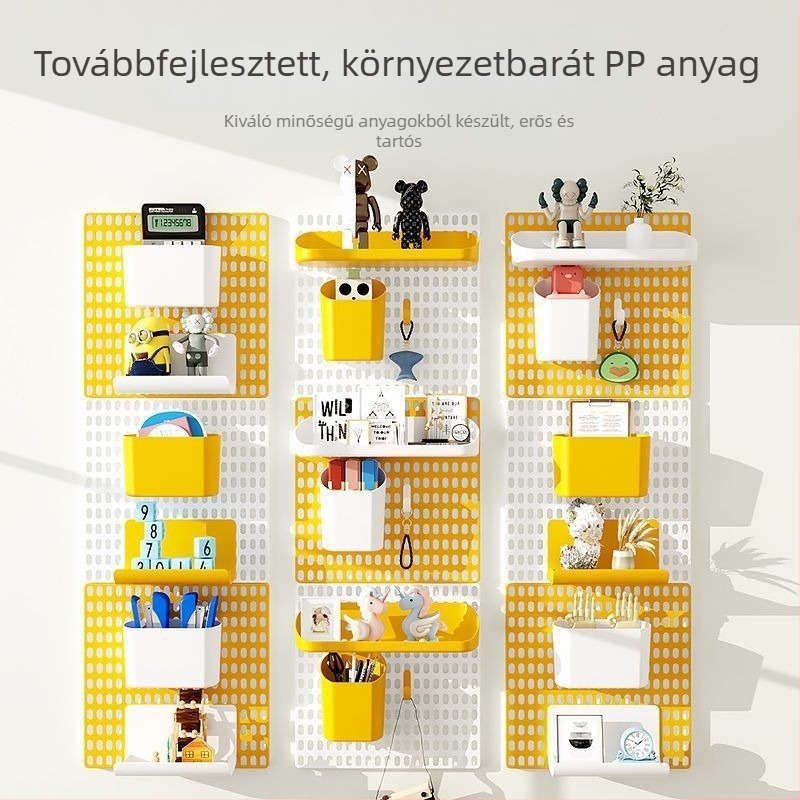 Fali előszobai akasztó lyukpaneles kialakítással – modern egyszerű dizájn