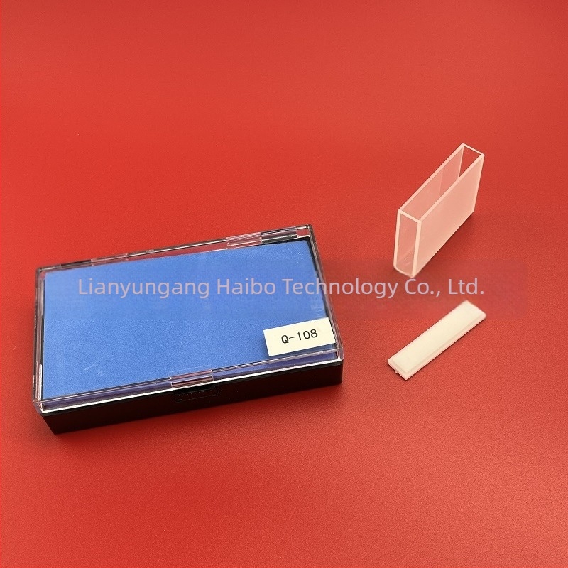Standard cuvette UV-Vis spektrofotométerhez, 1–100 mm, kétszárnyú kvarcüveg