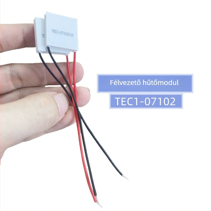 TE1-07102 félvezető hűtőlemez, 7V 2A, hátlapi klipszes hűtő radiátor mobiltelefonhoz, 23×23 mm