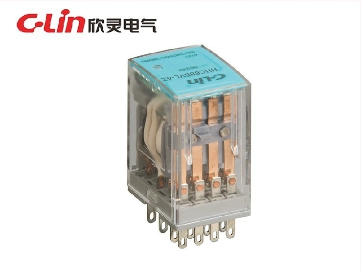Xinling HHC68BVL-4Z (HH54P, MY4) Elektromágneses relé, 5A, 14 érintkezővel, fényjelzővel