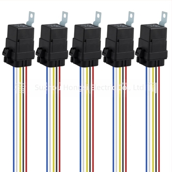 Autó relé 12V/24V, 40A/30A, négypólusú és ötpólusú, kábelcsatlakozóval, öt darabos készlet