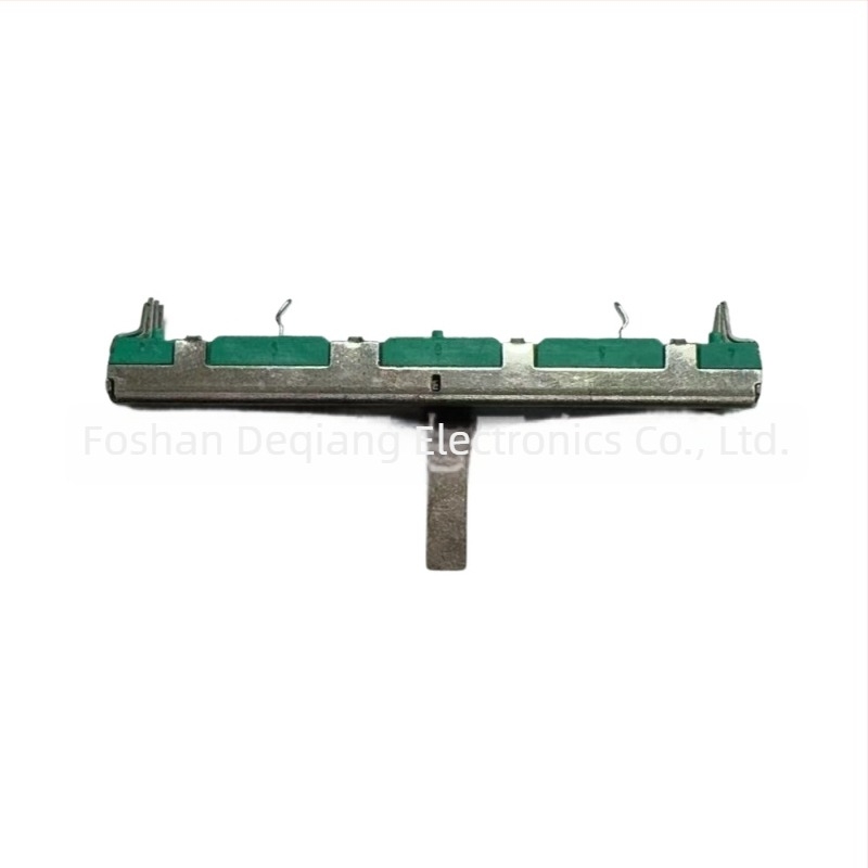 4580GHB50K-15C/1/C8 Pin potenciométer, csúszó fader, 45 mm-es mozgástartomány, középpont, keverő- és erősítőhöz