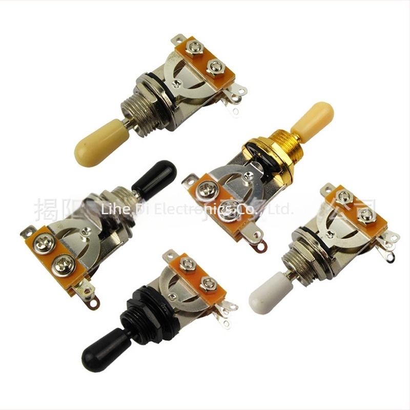 Nyitott kivitelű elektromos gitár háromállású kapcsolóval, hangszín-átalakító és pickup-kapcsoló, fekete
