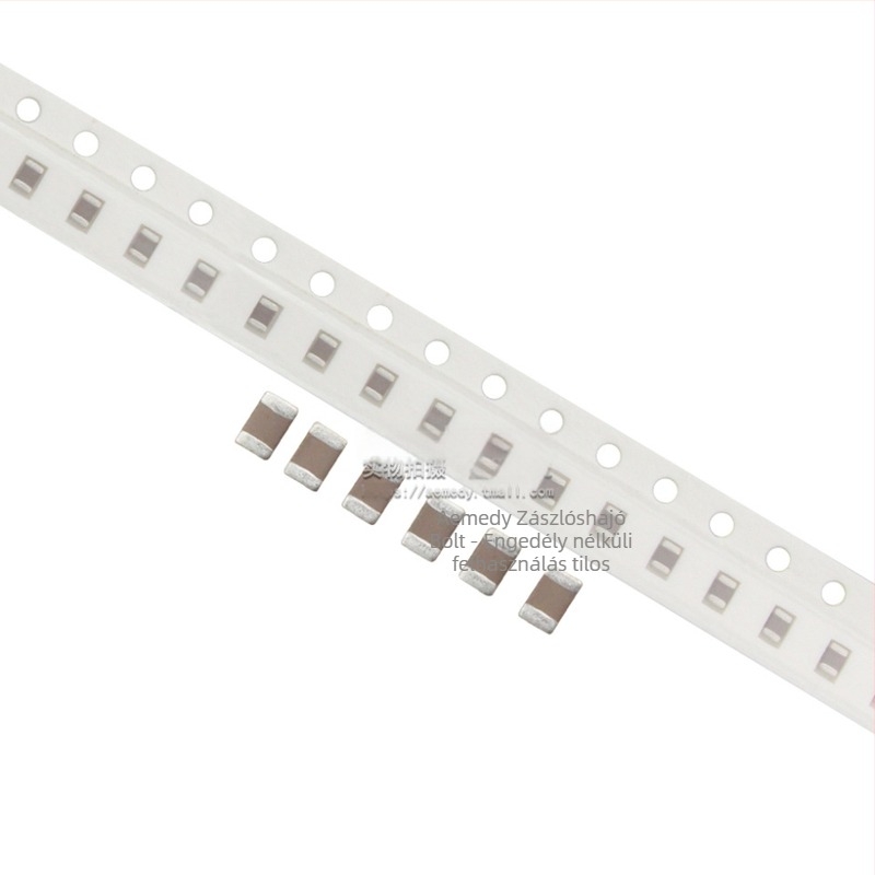 Aemedy SMT patch kondenzátor 1206, 22 pF, ±5%, 50 V, 100 darab